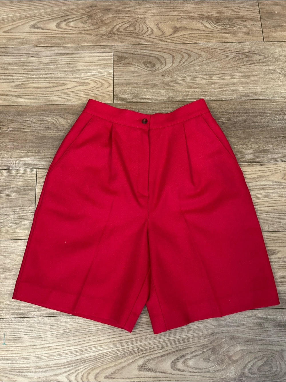 Vintage Hunt Club Wool Shorts Size 10 Red High Waist 8” Inseam Tailored